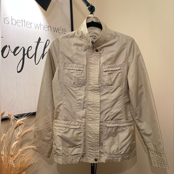 YCC Women’s Lightweight Jacket - Picture 3 of 15